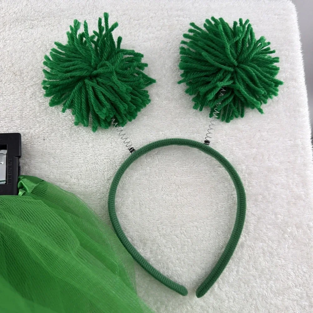 N/A green tulle